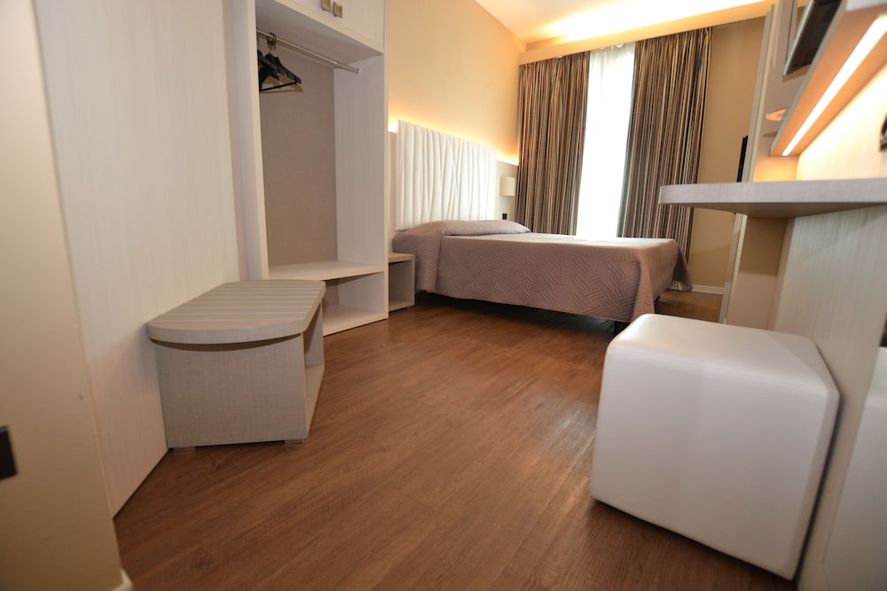 Hotel Enrichetta 20/36
