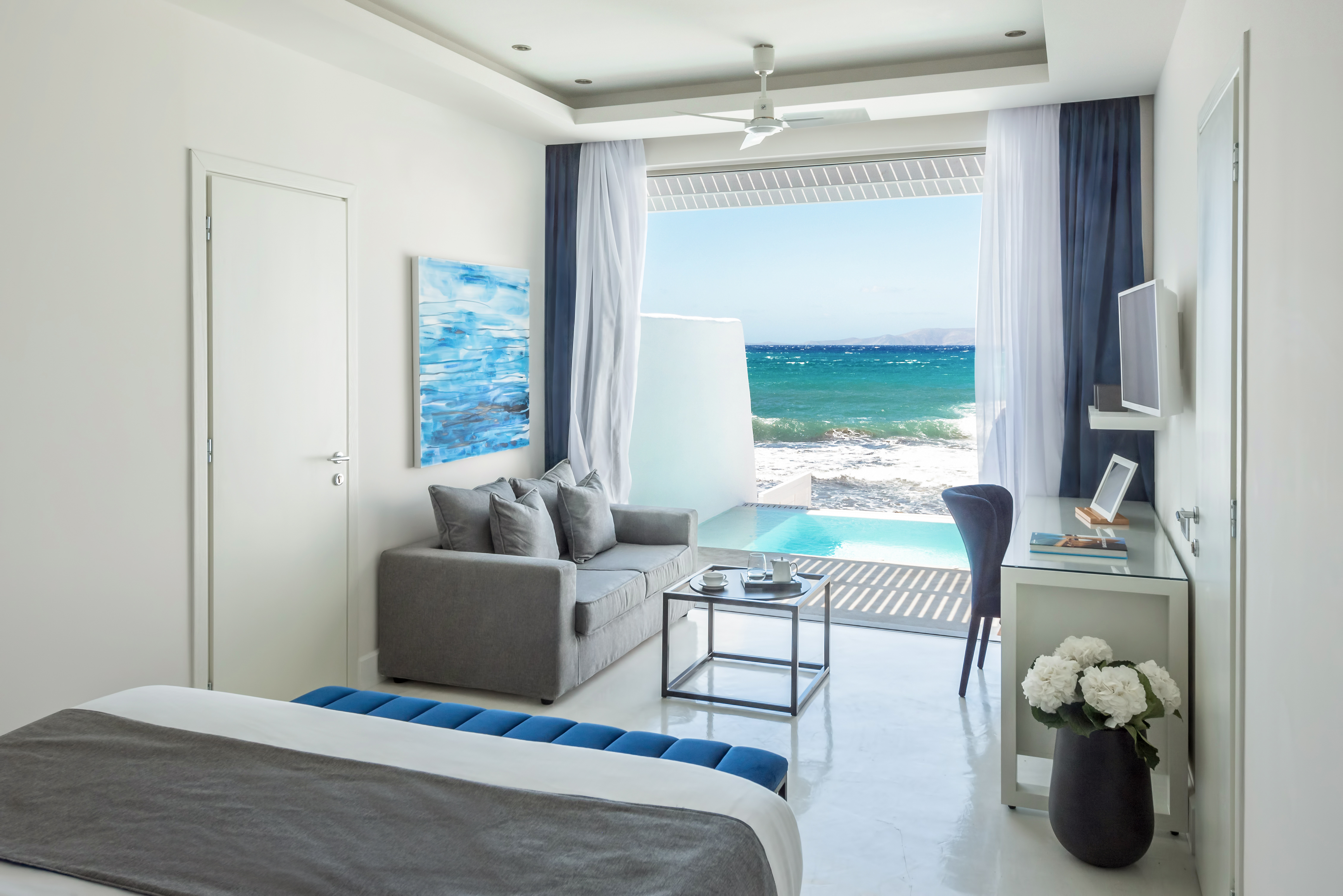 Room at Knossos Beach Bungalows Suites Resort & Spa, HERSONISSOS