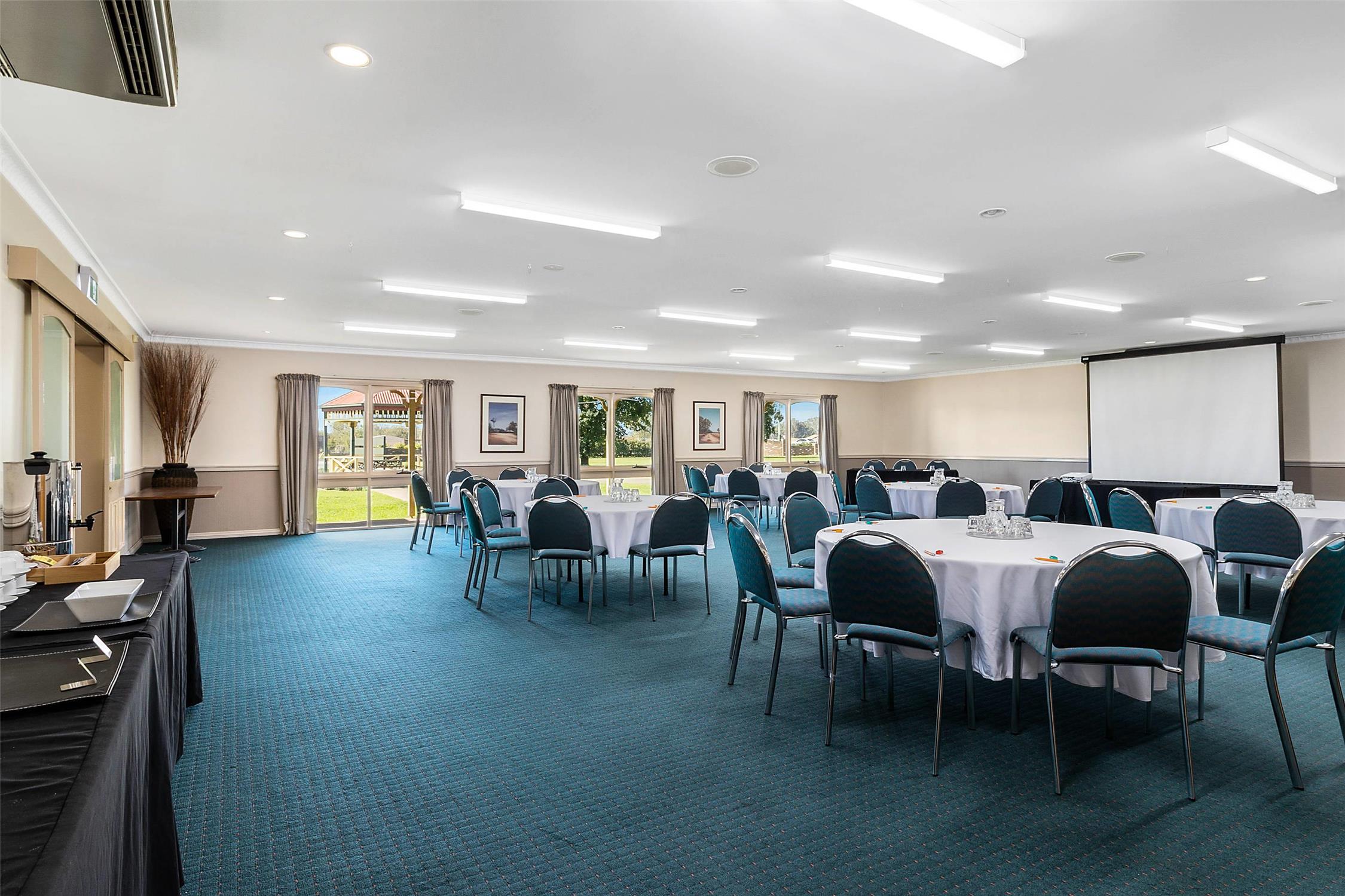 Quality Inn Carriage House 30/44
