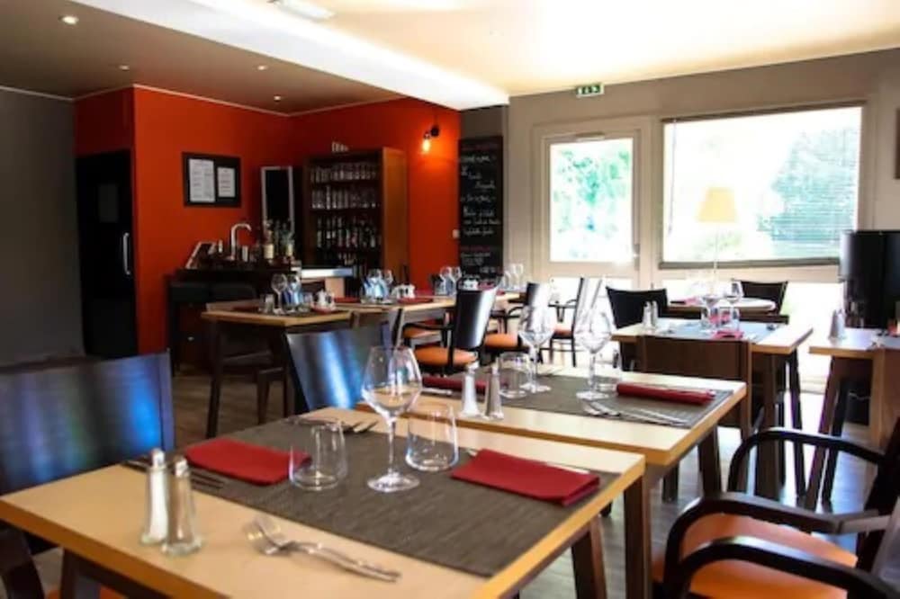 restaurant-cafeteria