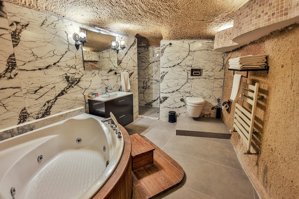 La Casa Cave 45/50