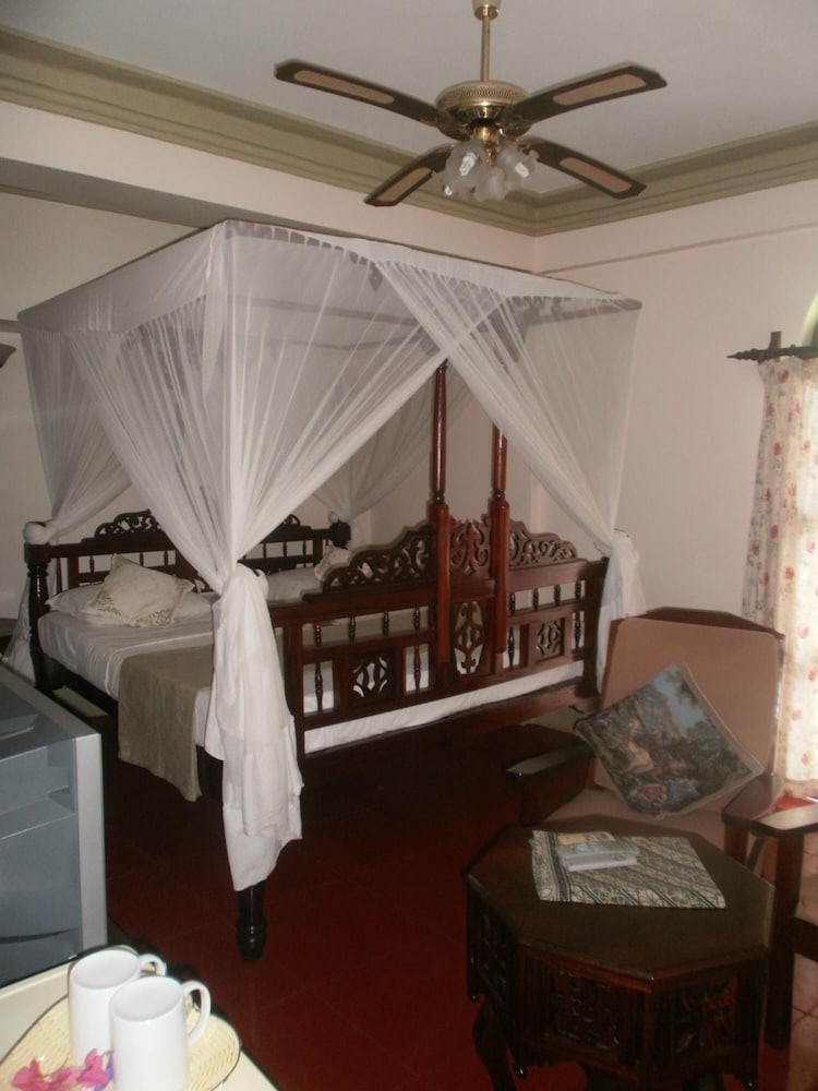 Asmini Palace Hotel 34/46
