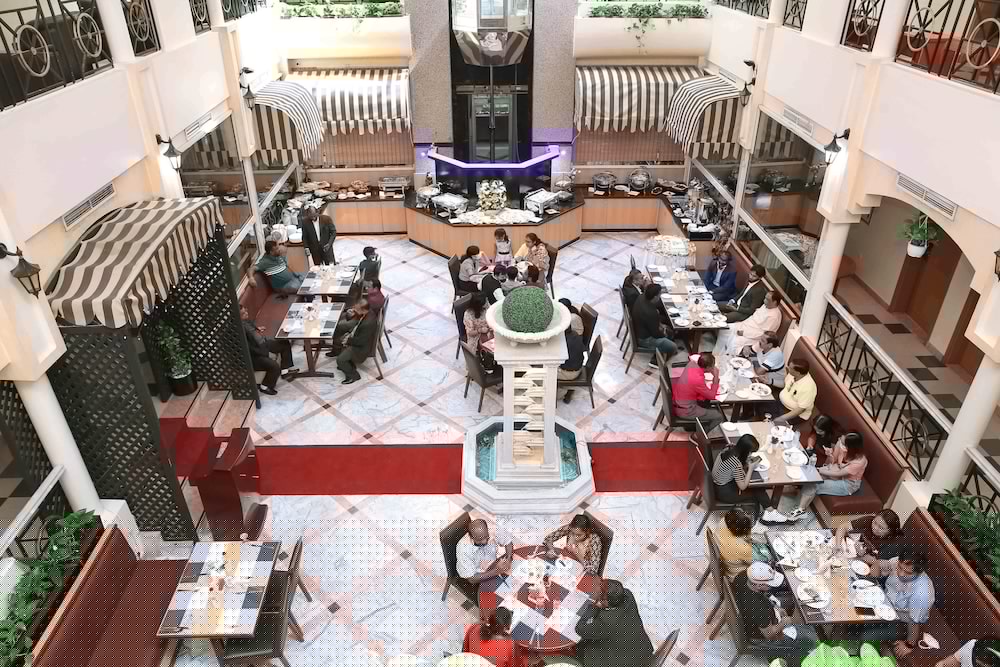 restaurant cafeteria