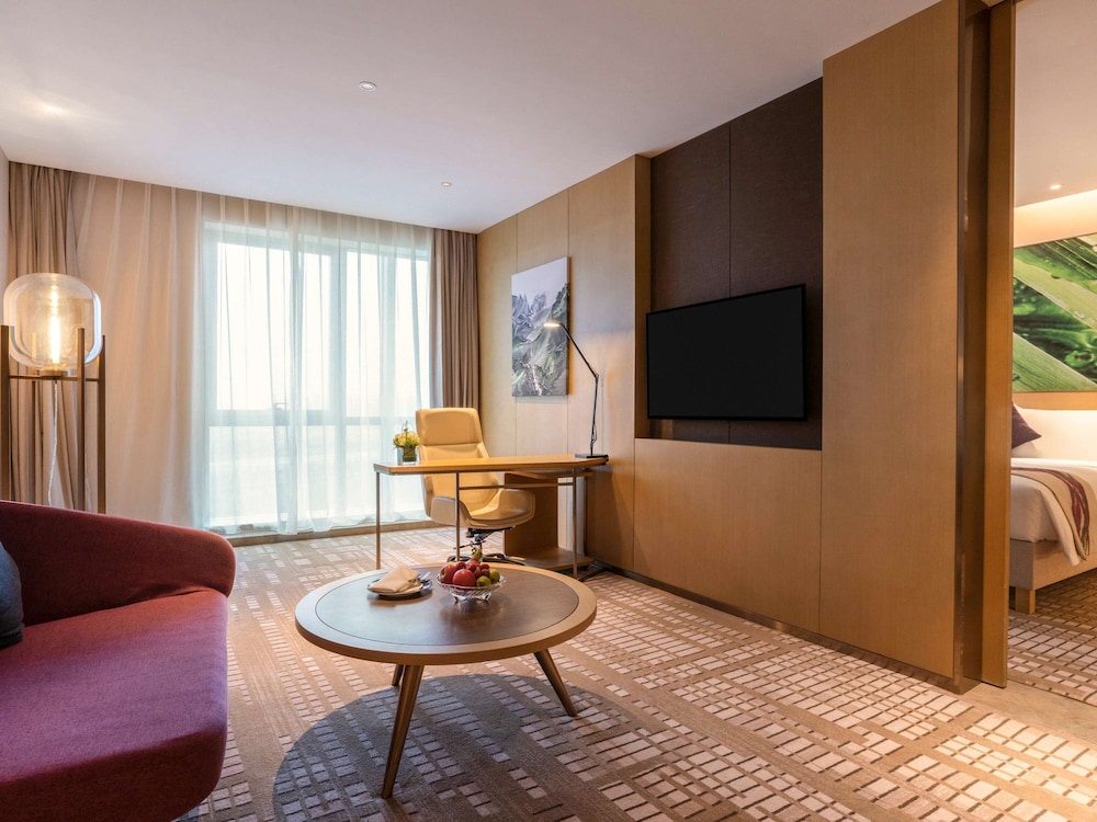 Novotel Zhengzhou Airport 49/68