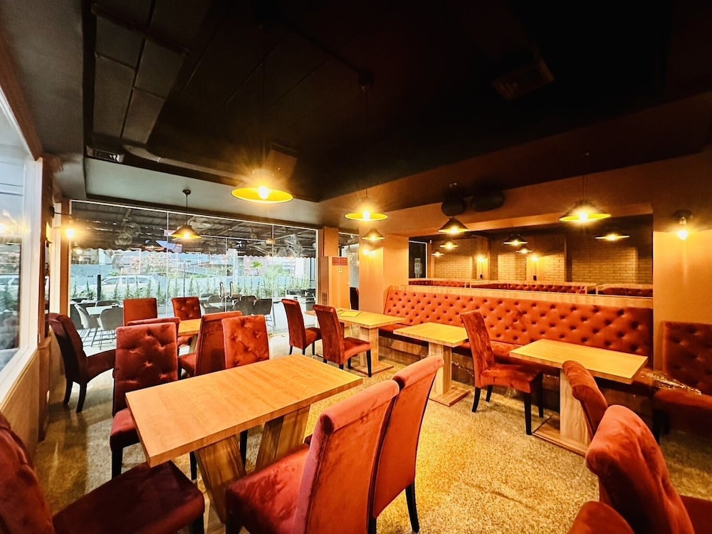 Lime Hotel Patong 37/50