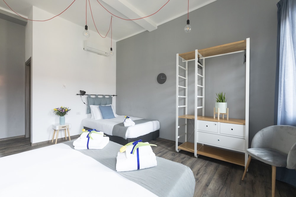 Hotel Miceli Civico 50 27/45