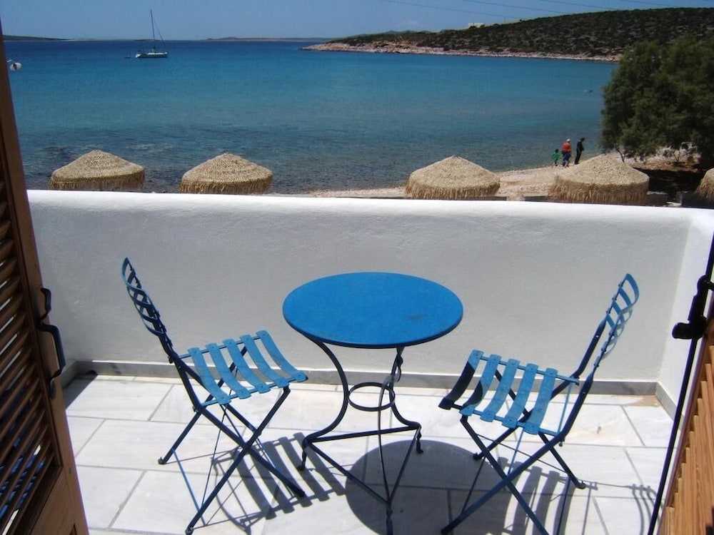 Galatis Hotel 28/29