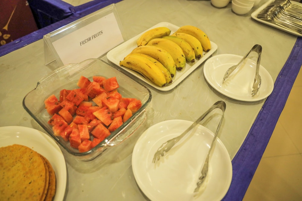 Goverdhan Greens Resort Dwarka 23/50