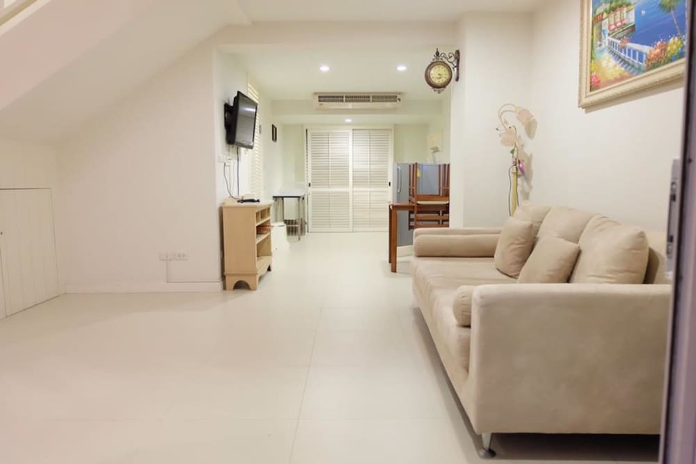 Baan Sea Talay 27/35