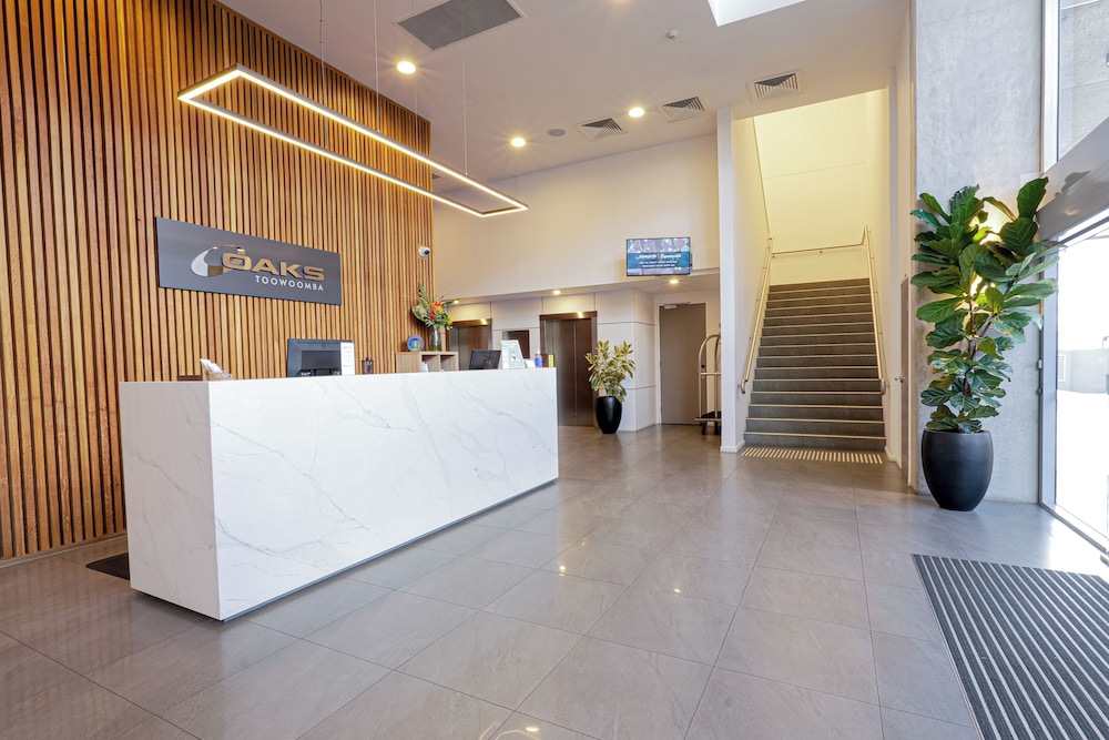 Oaks Toowoomba Hotel 12/70