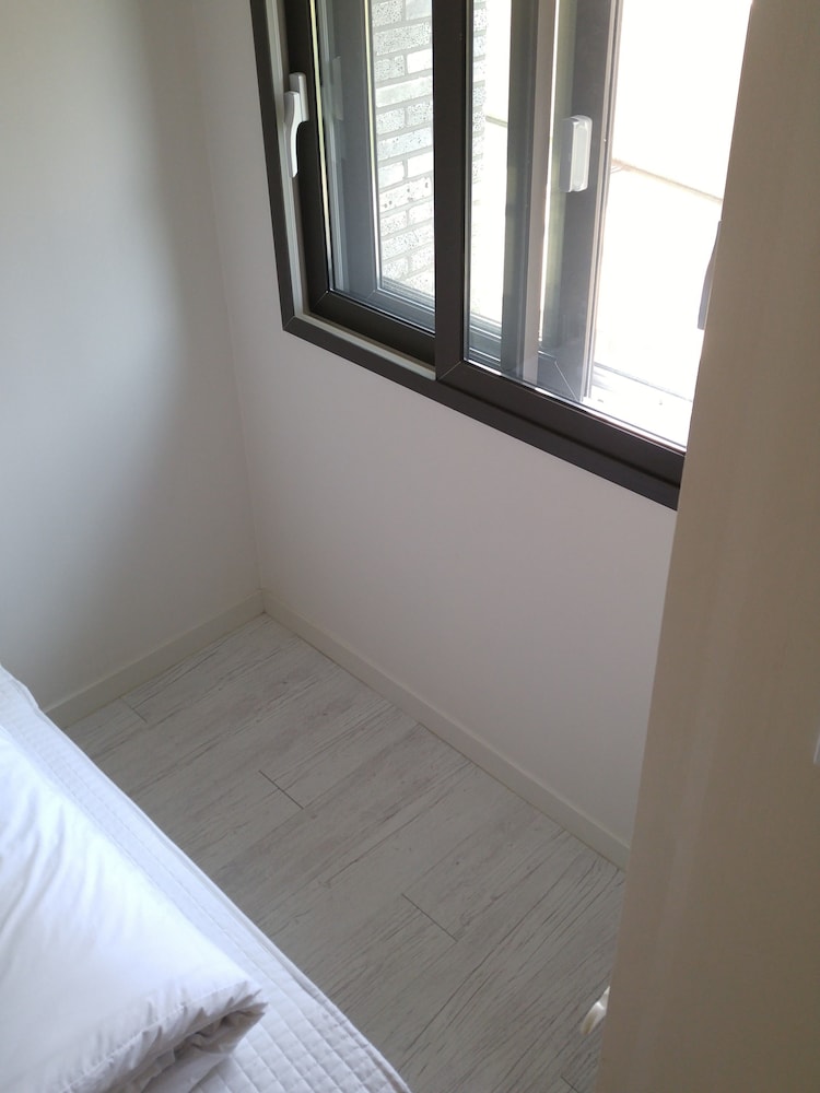 Myeongdong Artmonstay Guesthouse 12/74