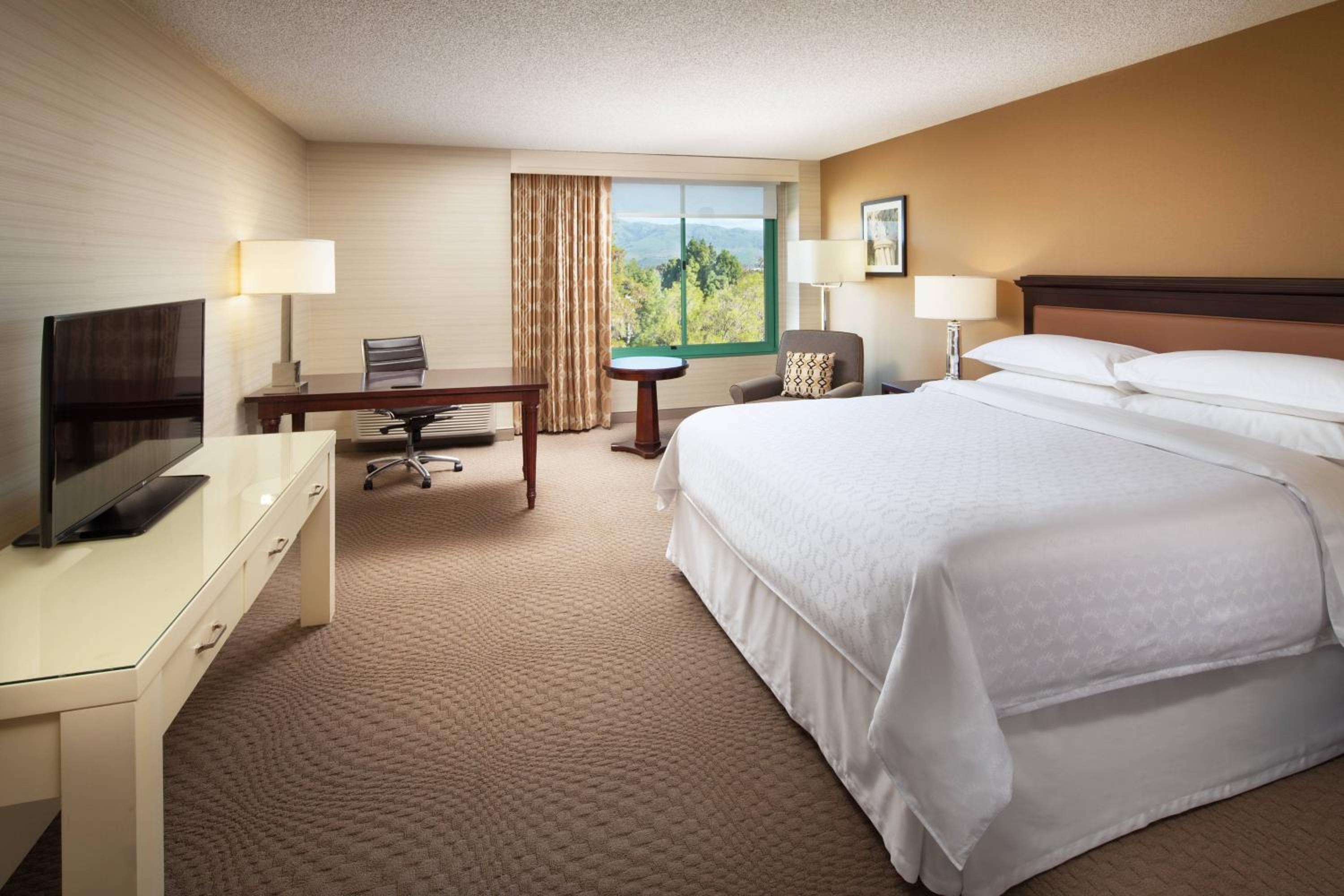 Room at Sheraton San Jose Hotel, MILPITAS - CA