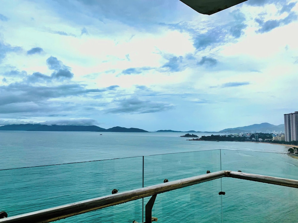 Lenid Nha Trang Hotel 55/66