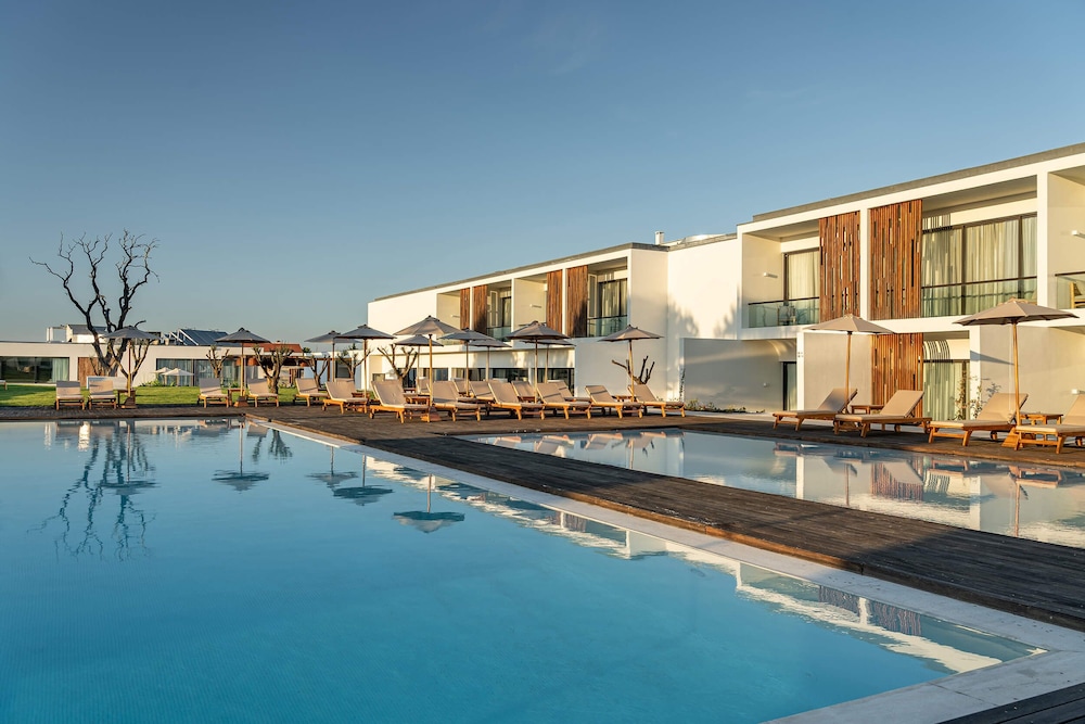 Octant Evora (ex. Evora Farm Hotel and Spa) 1/69