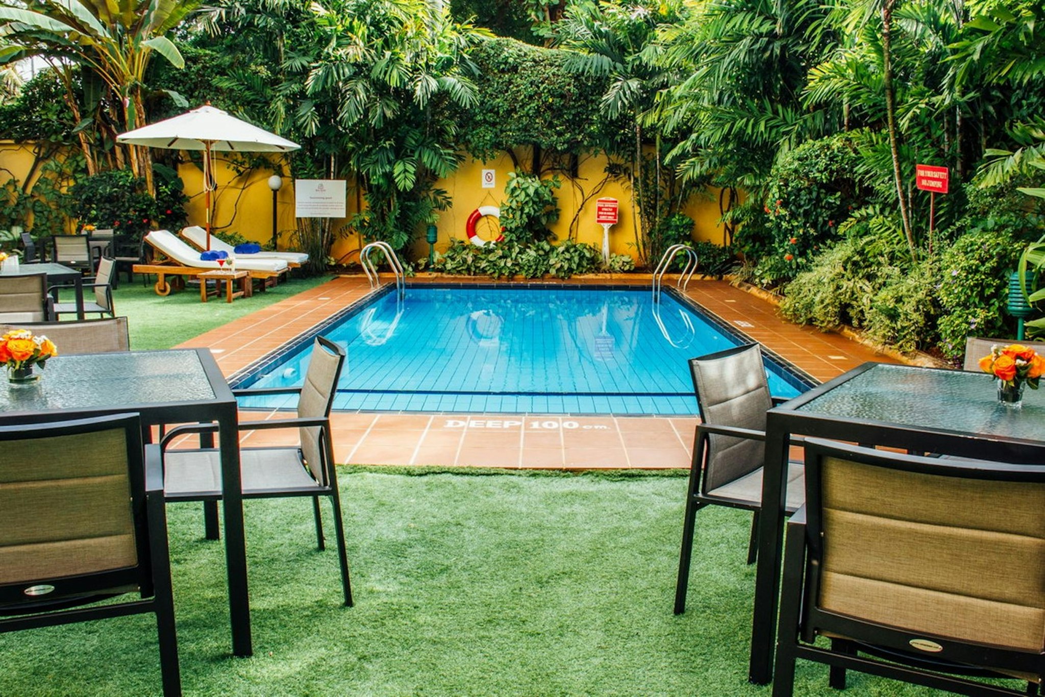 Sea Cliff Court Hotel Luxury Apartments 13/16