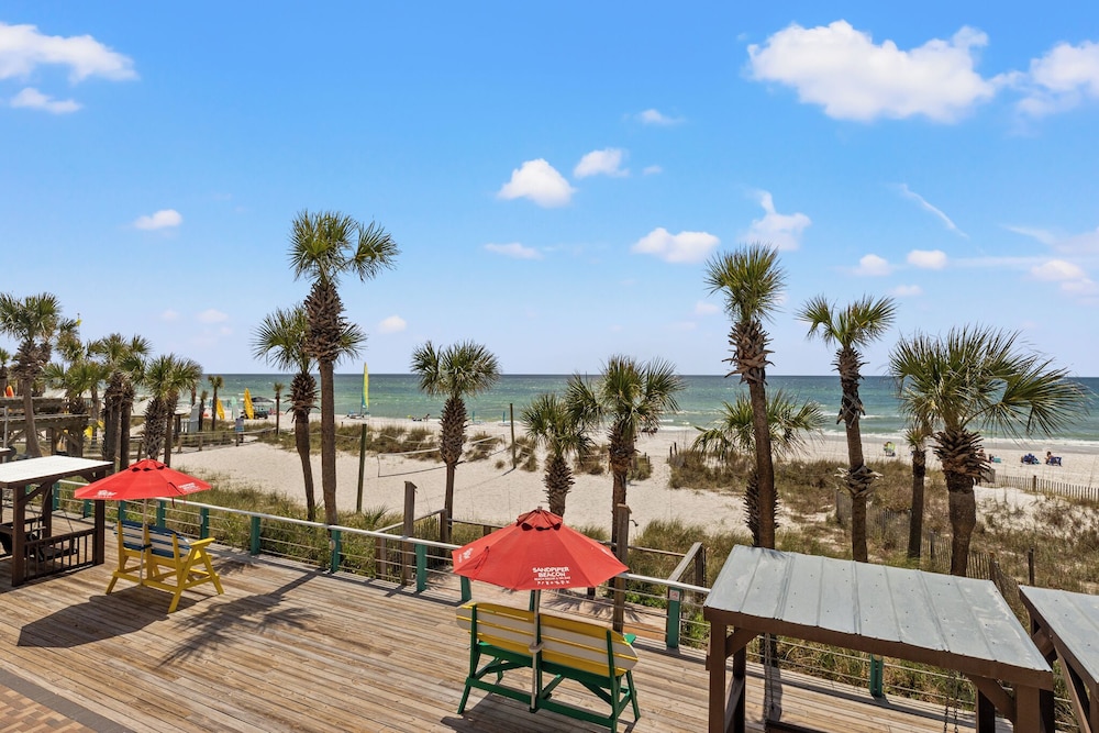 Sandpiper Beacon Beach Resort 38/50