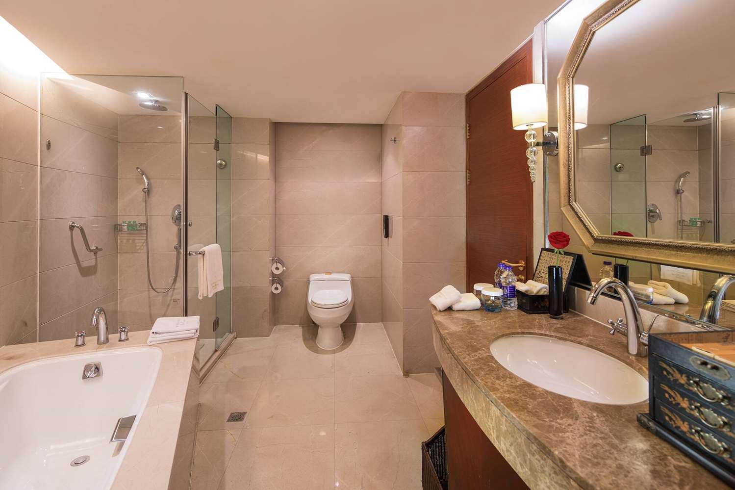 Wyndham Grand Plaza Royale Hangzhou 40/40