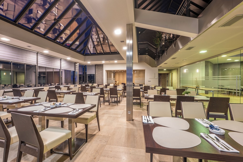 Falko Hotel 34/50