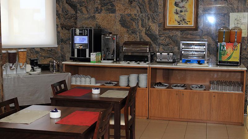 restaurant cafeteria