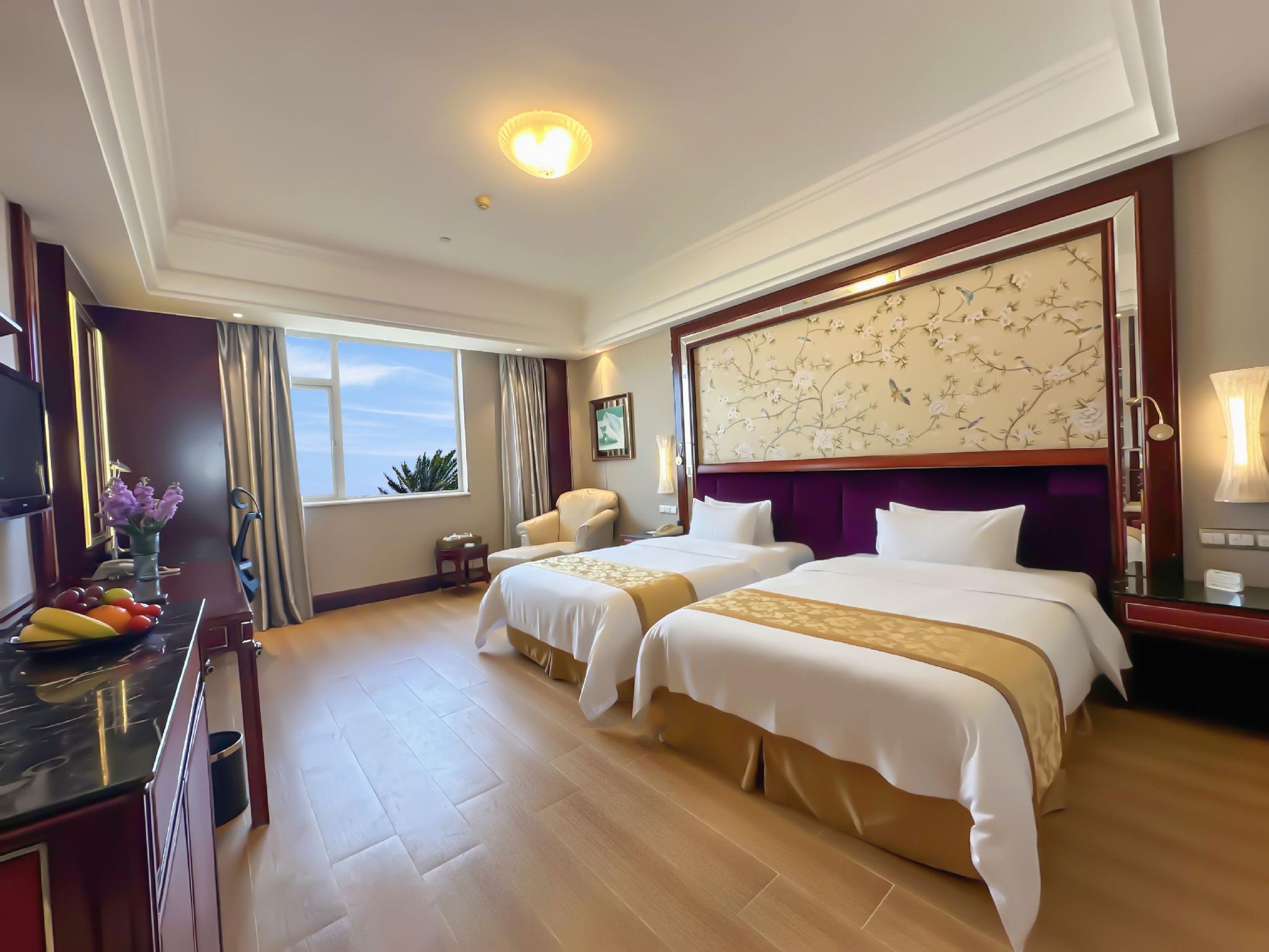 West Gulf Holiday Hotel 16/45