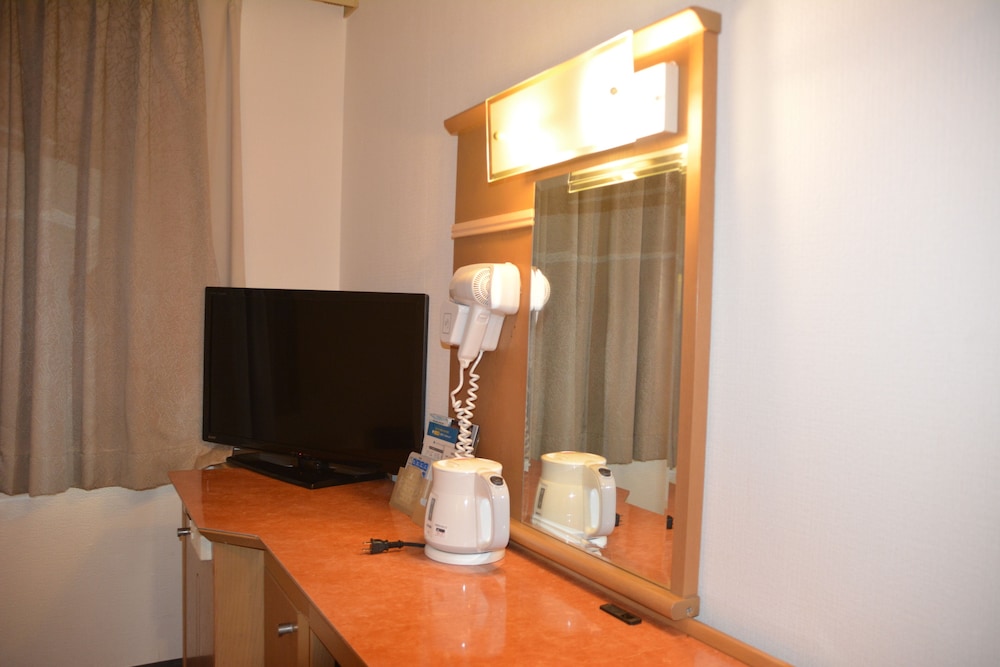 Harbor Plaza Hotel 42/49