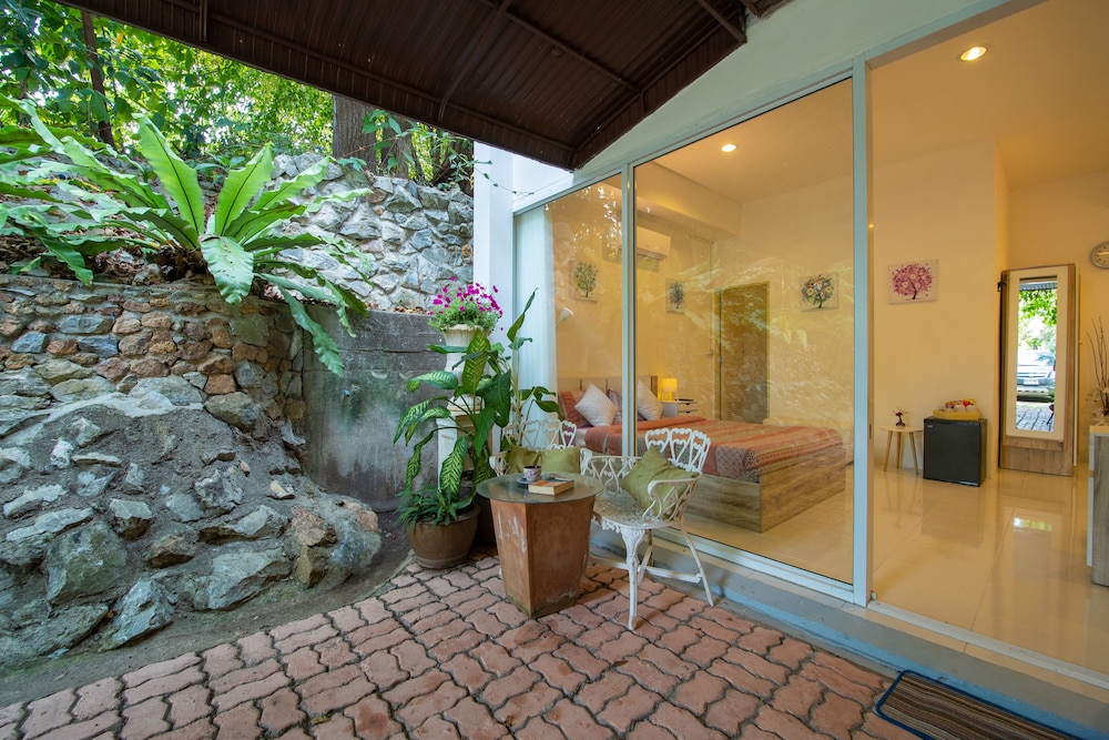 Banyan House Samui Bed and Breakfast - Adults Only 19/43