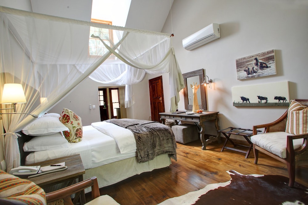 Botlierskop Private Game Reserve 10/83