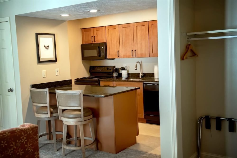 Chase Suite Hotel Lincoln 57/71