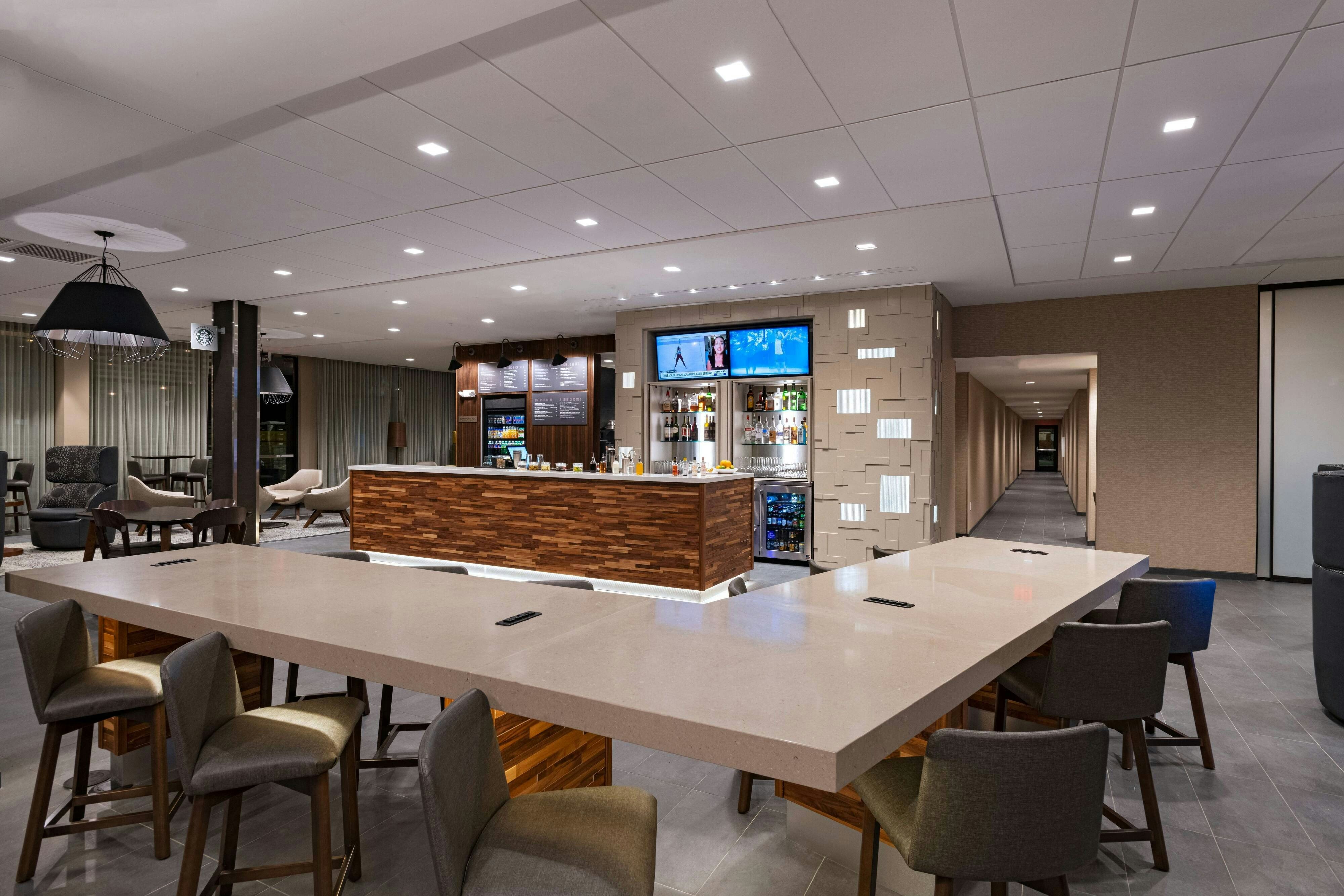 Courtyard by Marriott Dallas Grand Prairie 26/44