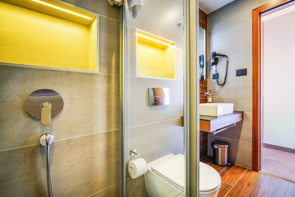 Horizon Luxury Suites 47/50
