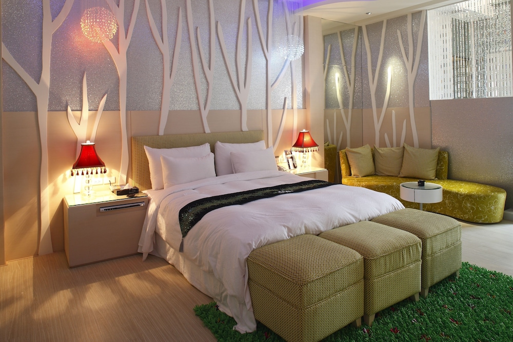 Dryad Motel 14/50