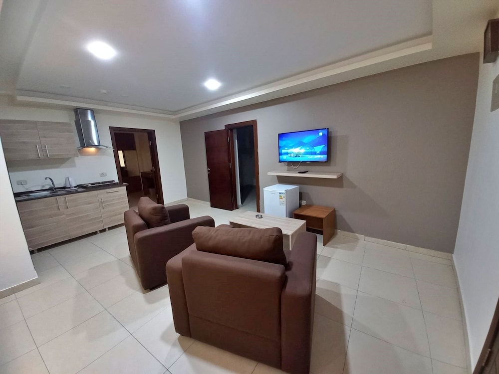 Lujain Hotel Suites 33/50