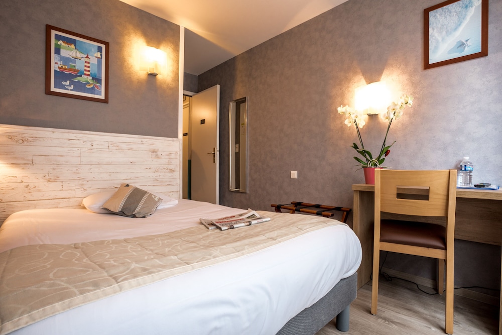 Hotel Des Halles 28/66