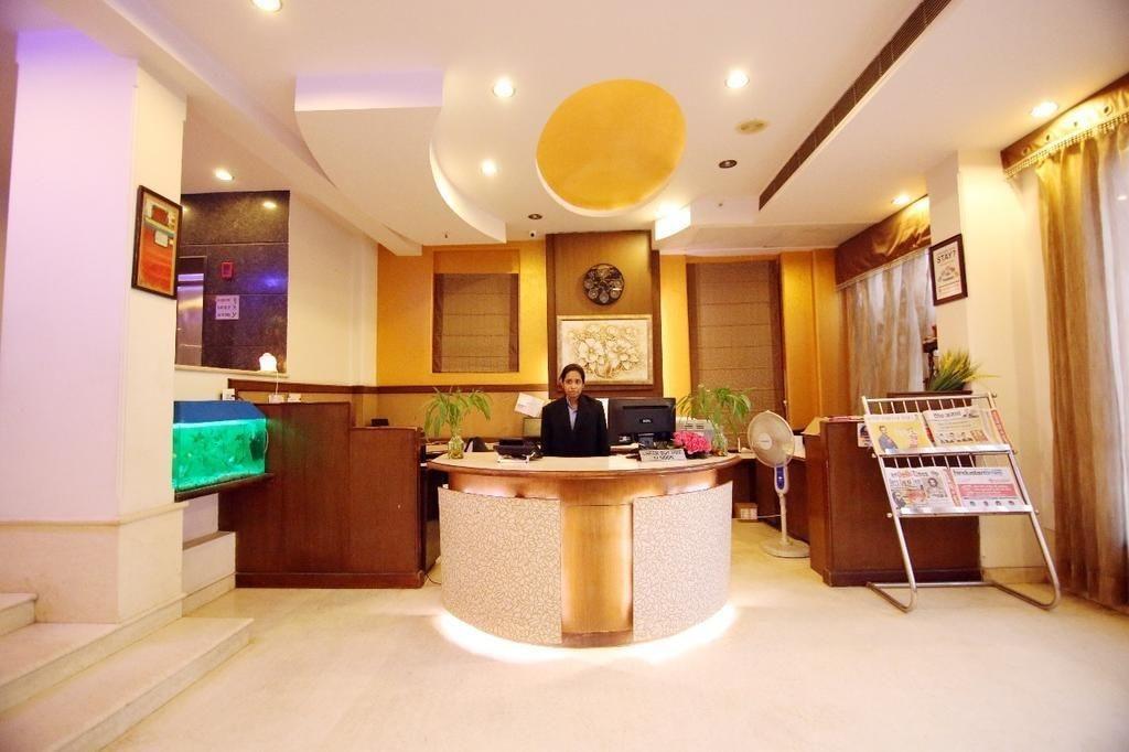 Hotel Rousha Inn 4/18
