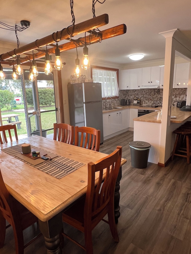 Farmers Quarters 18/29