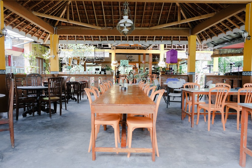 OYO 563 Damar Mas Resort Lereng Kelud 48/61