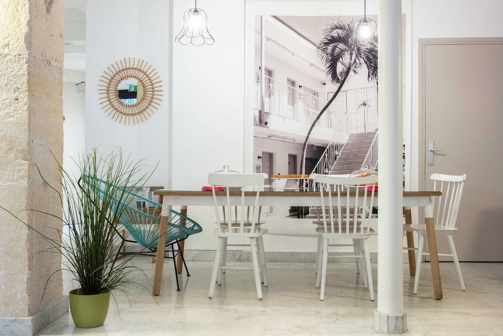 Palm Astotel 51/63