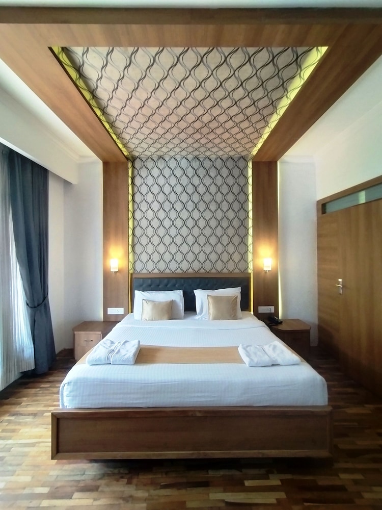 Preethi Classic Towers 20/74