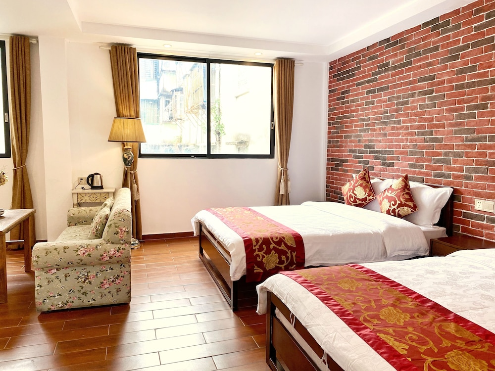 Inland, Design, 2 Double Beds
