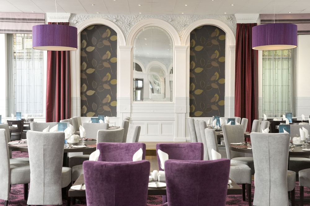 Great Western Hotel 34/48