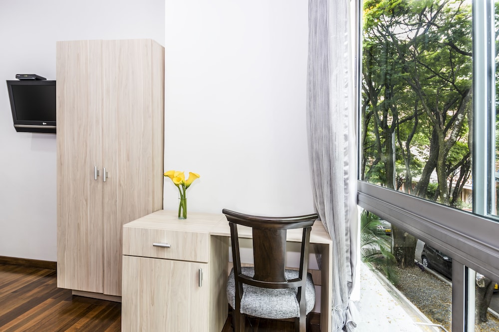 Hotel Asturias Medellin 35/71