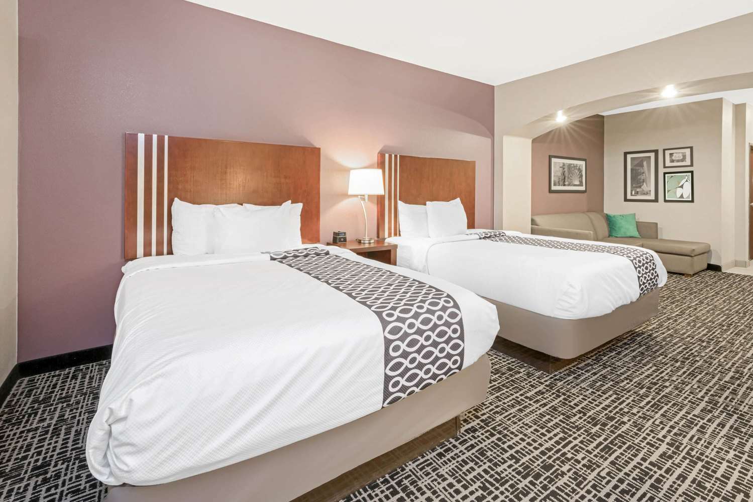 La Quinta Inn & Suites by Wyndham Oklahoma City -Yukon 7/22