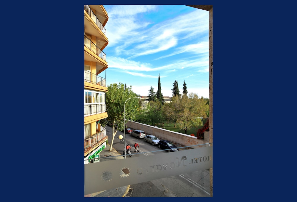 Hotel Navarro 41/47