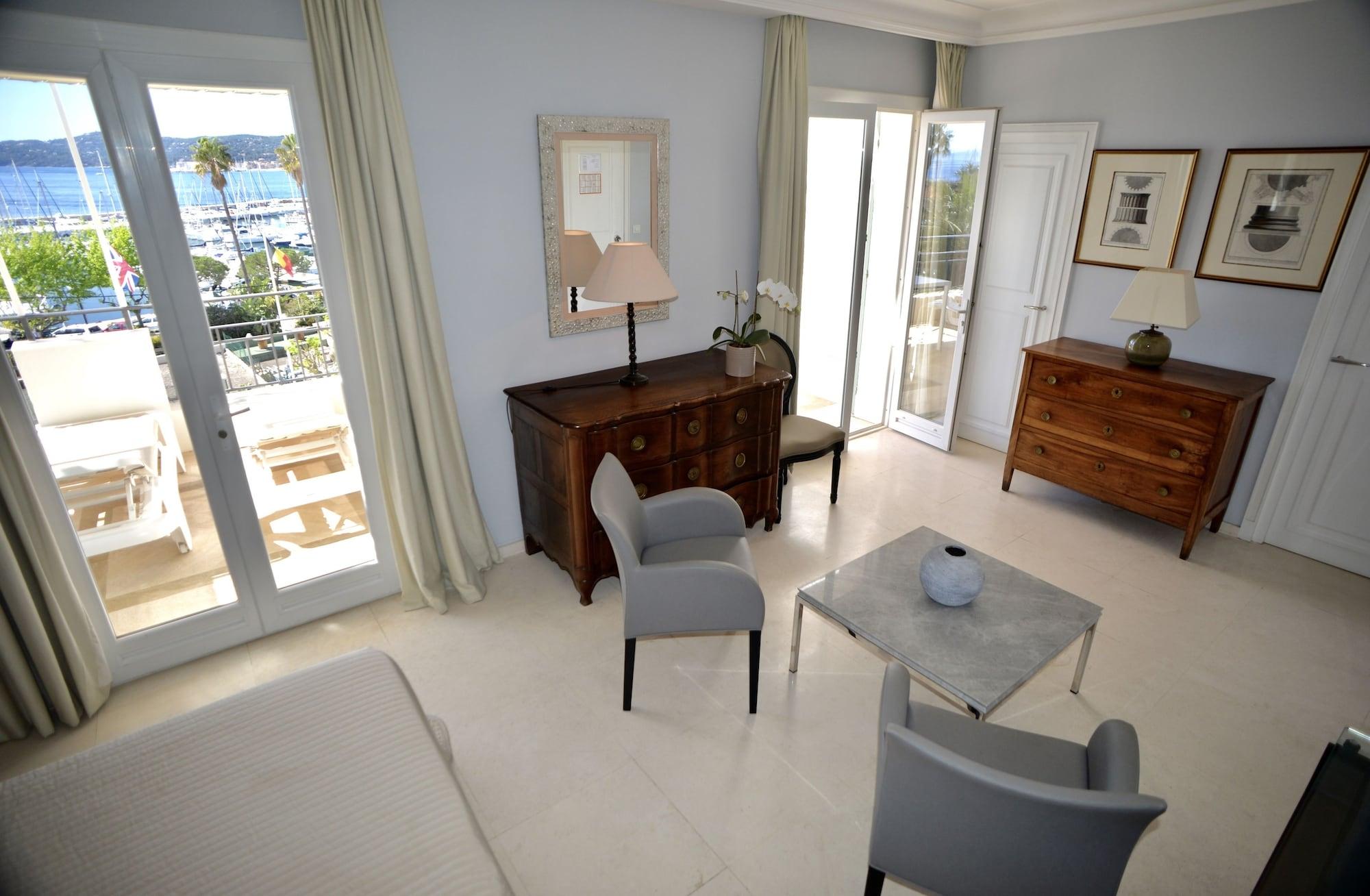 Auberge De La Calanque 21/50