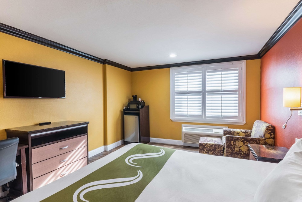 Quality Inn & Suites Sacramento 32/46