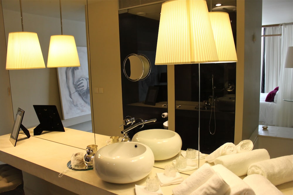 Carmo's Boutique Hotel 36/86