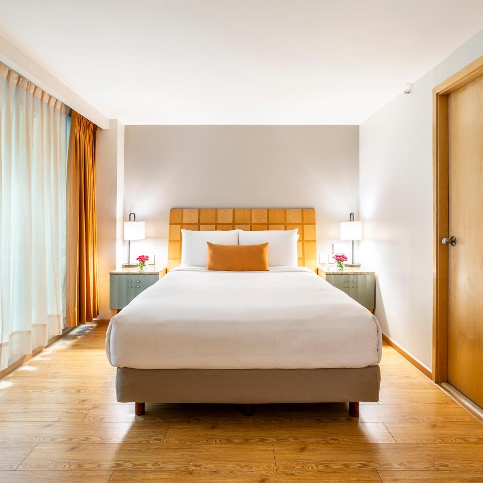Master, Suite, Interior View