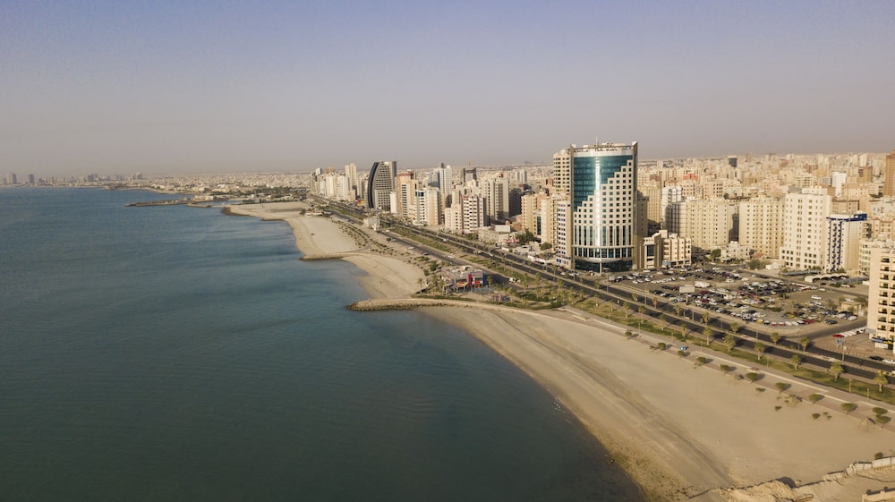 Kuwait Grand Hotel 61/64
