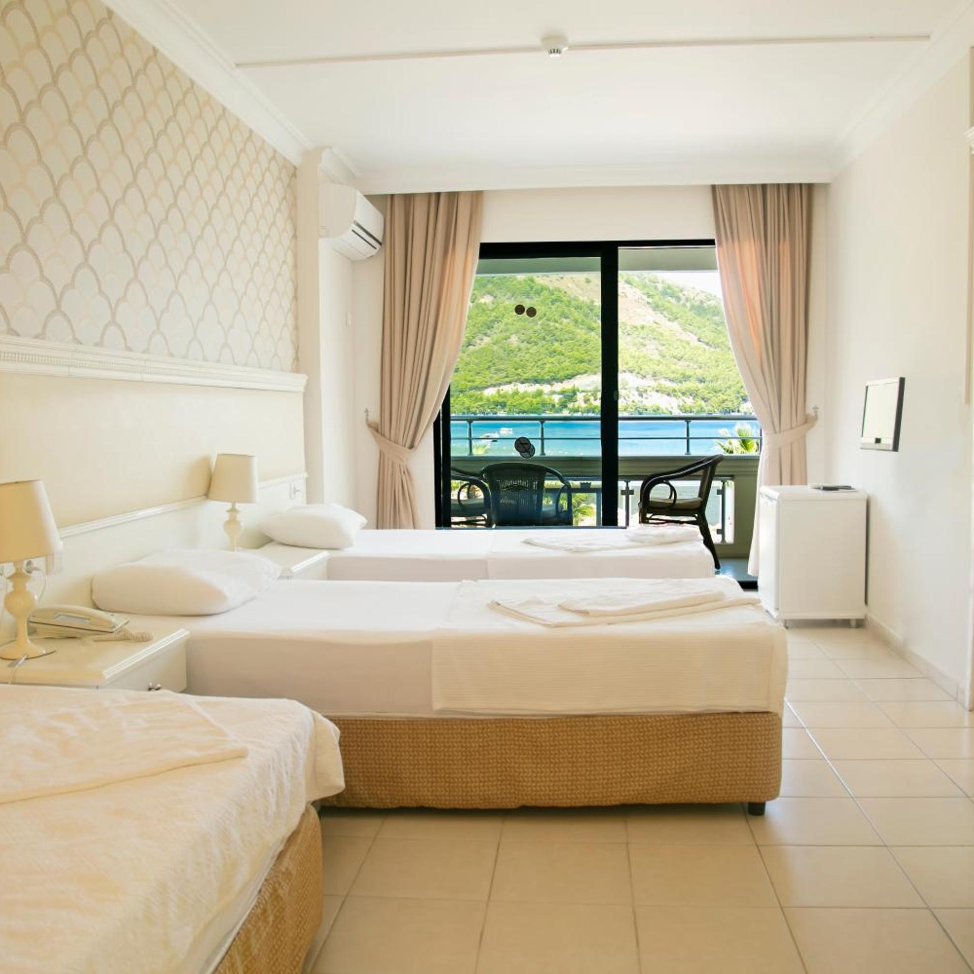 Chateau de Ville Hotel 5/53
