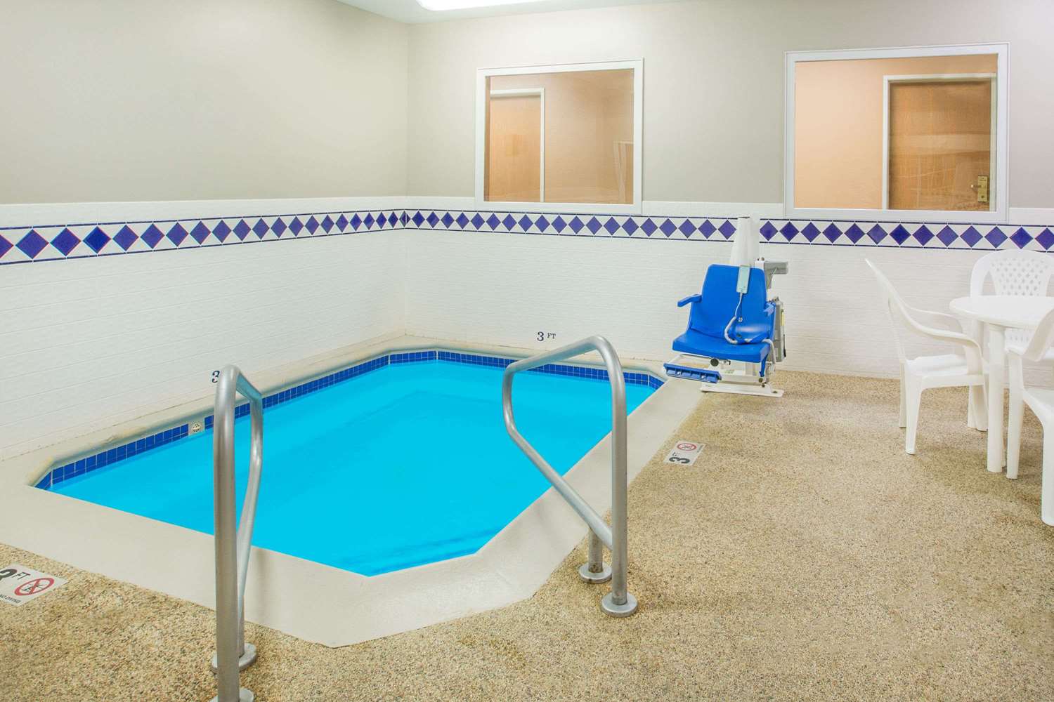 Ramada by Wyndham Spirit Lake/Okoboji 20/34